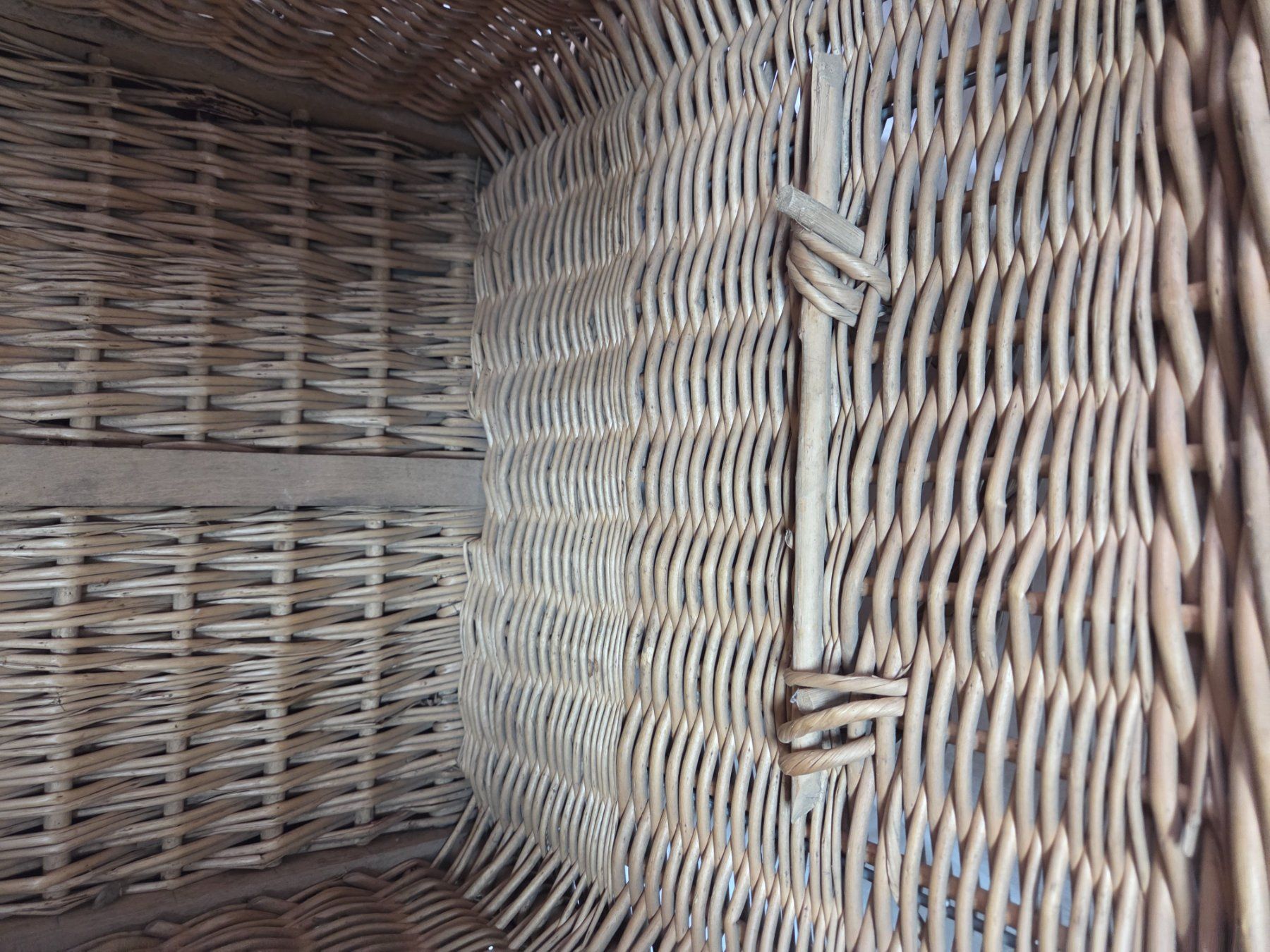 Altro per la casa: Korb mit Holzverstärkung – Usato da Laufen venduto da dixiemen 9