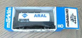 weisser Kesselwagen ARAL, mit Bremserbühne; neu & OVP