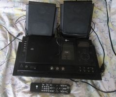 Chaîne Hi-Fi MP Man XRM62i CD iPod USB SD Enceintes Complete