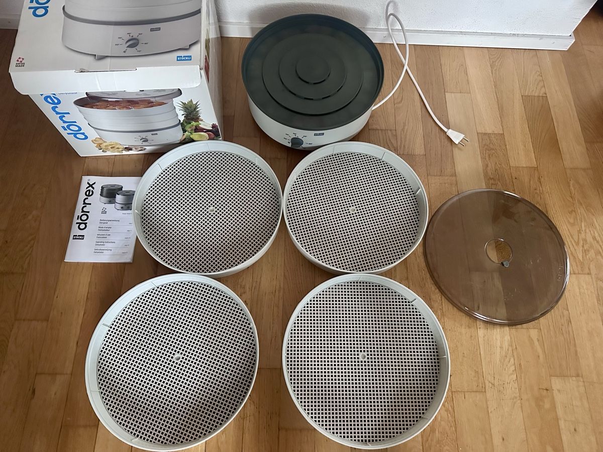 Stöckli Elettrodomestici da cucina: Stöckli Dörrex mit 4 Gitter – Usato da Blumenstein venduto da Thunerin_1987 1