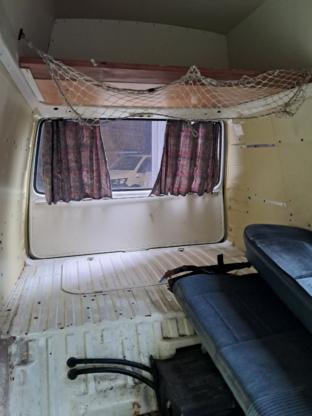 VW Véhicules de camping: VW Bus T3 Syncro 4x4 ab MFK 25 – D'occasion à Lütisburg par anou00 9