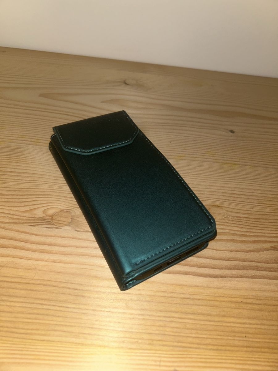 Cover & Protezioni schermo: iPhone 15 Hülle petrolgrün mit viel Fächern – Nuovo (secondo la descrizione) da Pfaffhausen venduto da Lucky_Nut 5