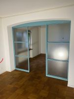 Schiebetüre helles Blau Stahl/Glas, Türe, Durchgang