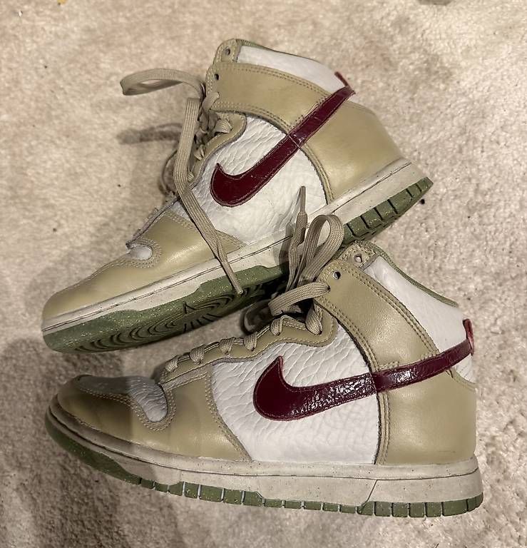 Scarpe da donna: Nike HighTop Sneaker (Gr. 37) – Usato da Luzern venduto da Samira._.