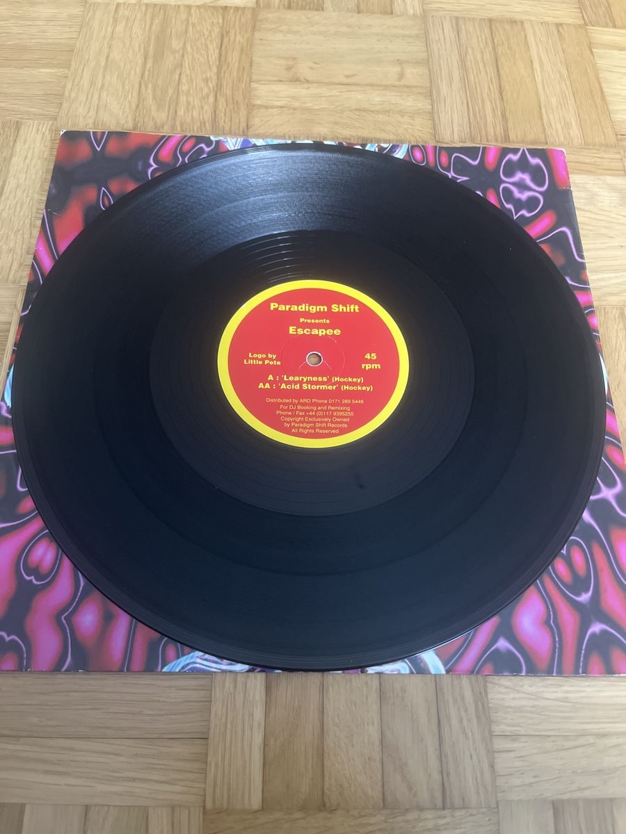 Dischi in vinile: Escapee Psy-Trance Vinyl – Usato da Wangen b. Olten venduto da break72 2