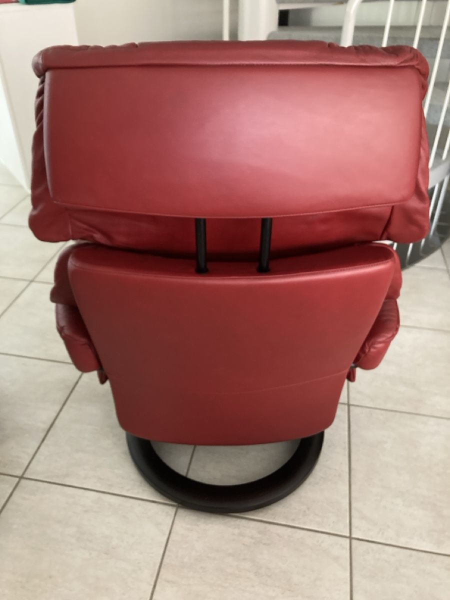 Stressless Sessel: Stressless Sessel mit Hocker – Gebraucht aus Bremgarten b. Bern von Samsung0 2