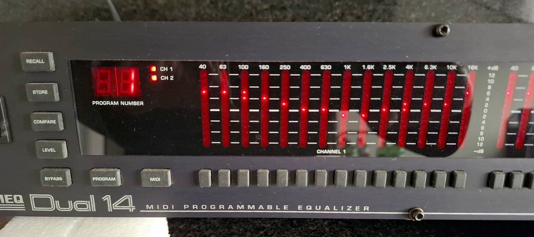 Equalizzatori: Digitech MEO Dual 14 Equalizer – Usato da Zürich venduto da AuctionAlan 4