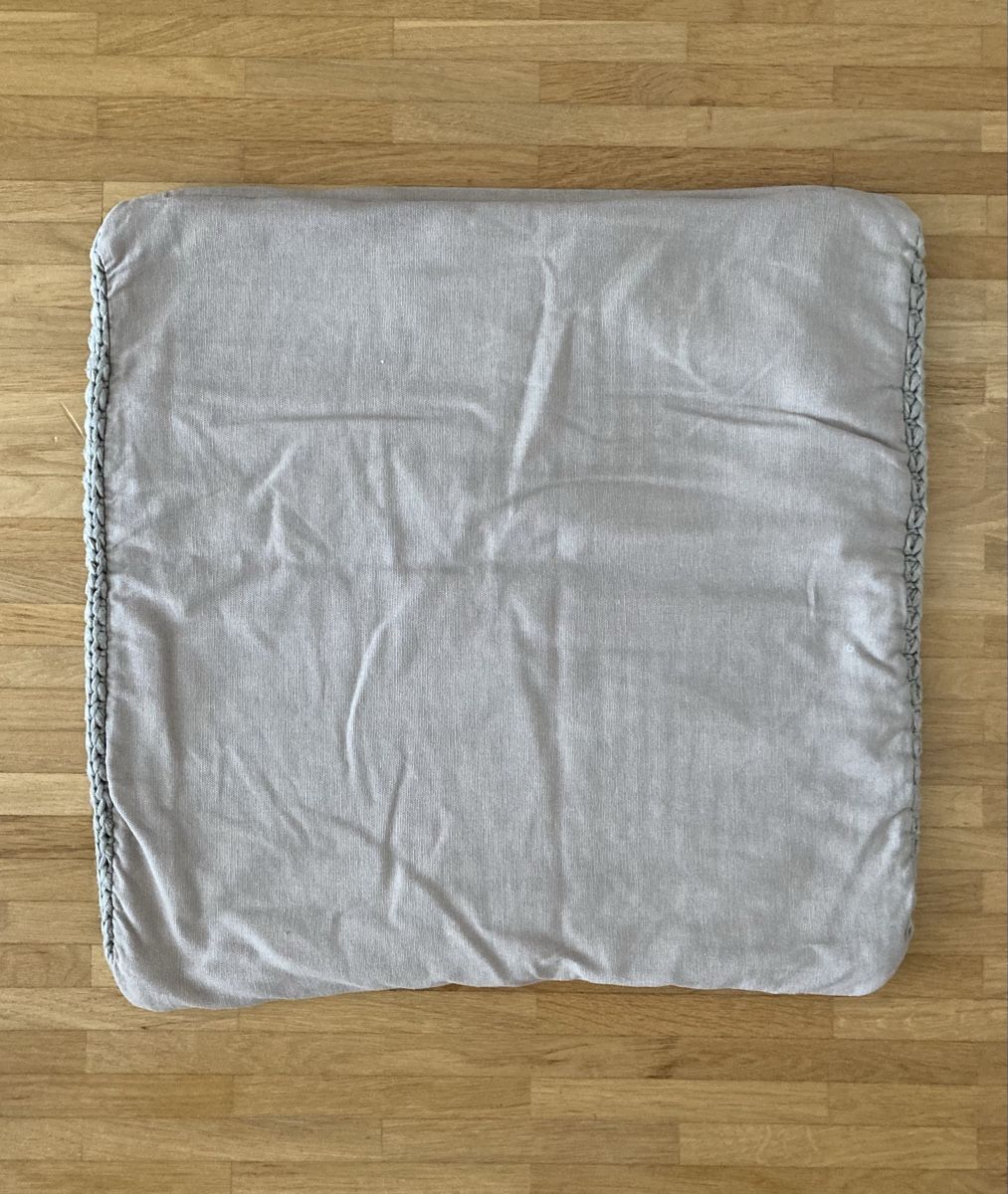 Micasa Cuscini: Micasa Kissenbezug, 40x40cm hellgrau – Usato da Schlieren venduto da cotopaxi06 1