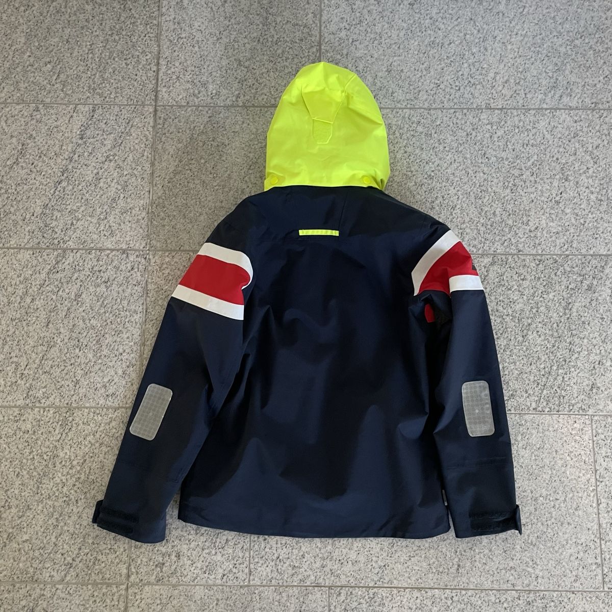 Helly Hansen Giacche & Cappotti: Helly Hansen Kinder Regenjacke – Usato da Mönchaltorf venduto da Mimmom 2