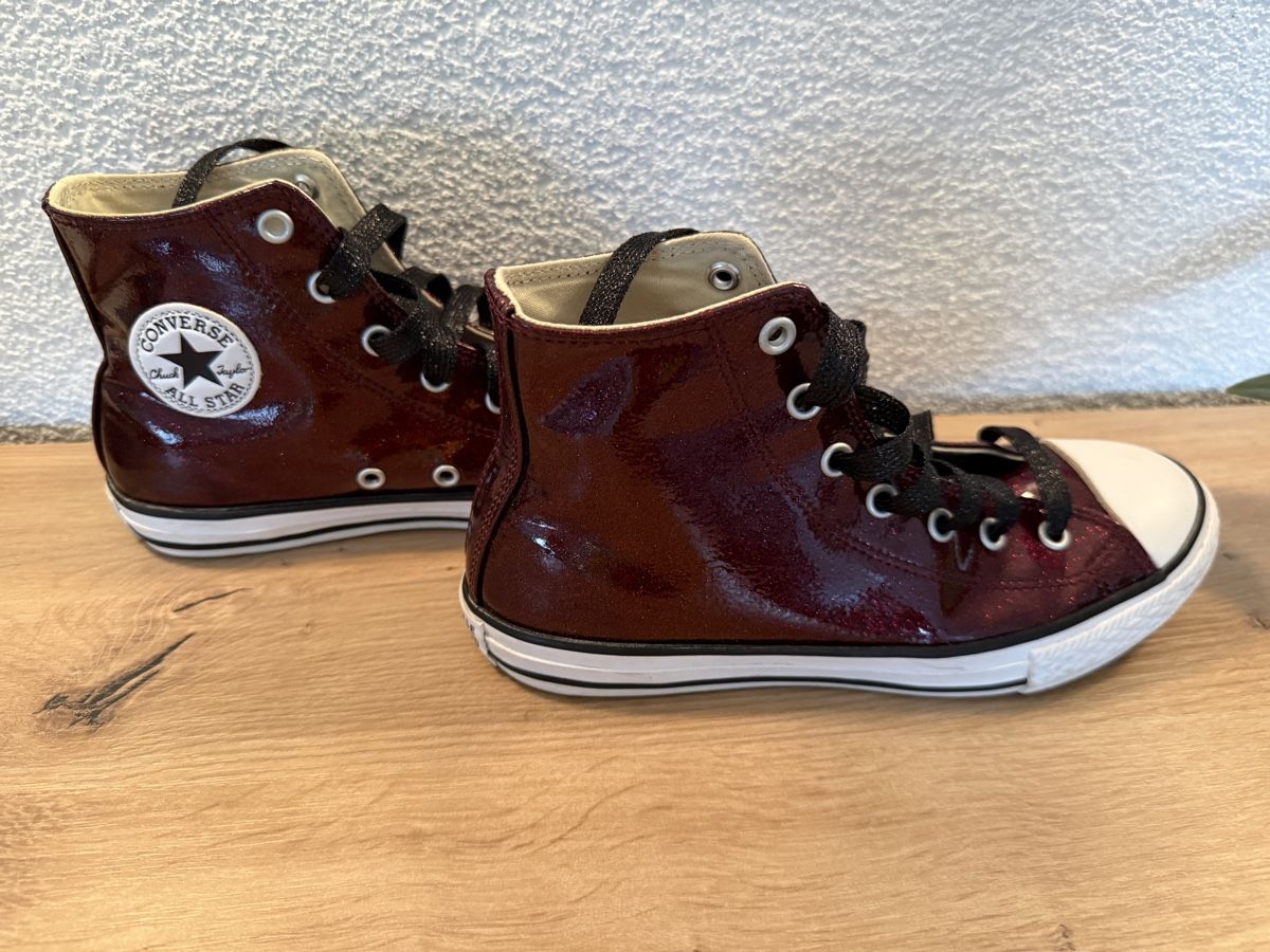 Scarpe da donna: Converse Chuck Taylor All Star High-Tops – Usato da Steffisburg venduto da Copy22 1