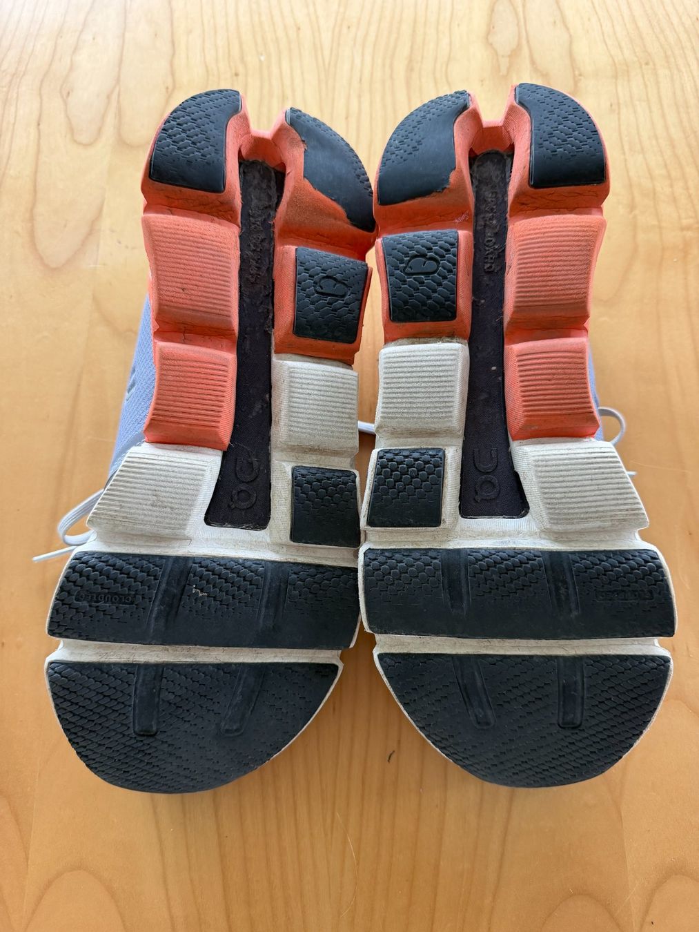 On Scarpe da uomo: On Schuhe – Usato da Stallikon venduto da happytrails 3