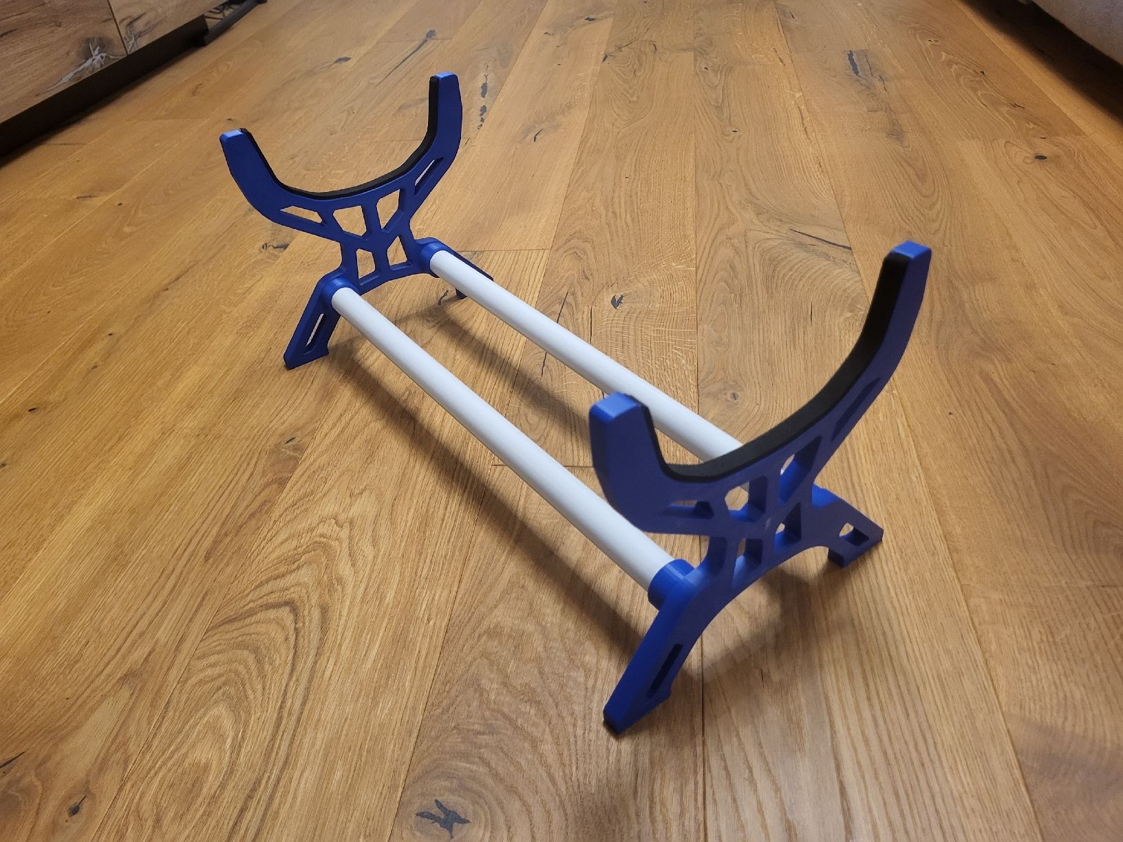 Modellismo RC: Ständer für Modellflugzeug – Nuovo (secondo la descrizione) da Reigoldswil venduto da FlyerR10