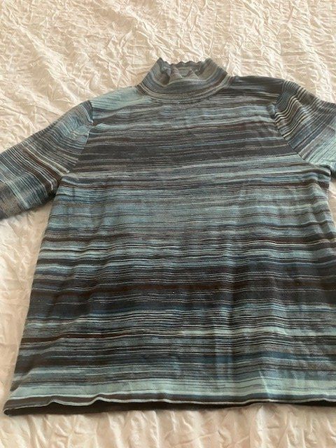 Mango Maglioni & Felpe: Blau-Grau gestreifter Rolli Pullover von Mango – Usato da Zürich venduto da Nina100 1