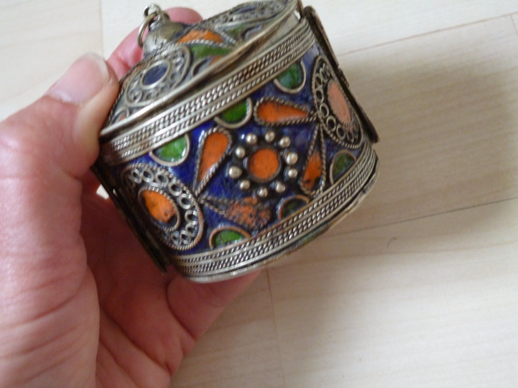 Barattoli: VINTAGE Berber-Schmuckdose DOSE – Usato da Dättlikon venduto da Mamakuga 2