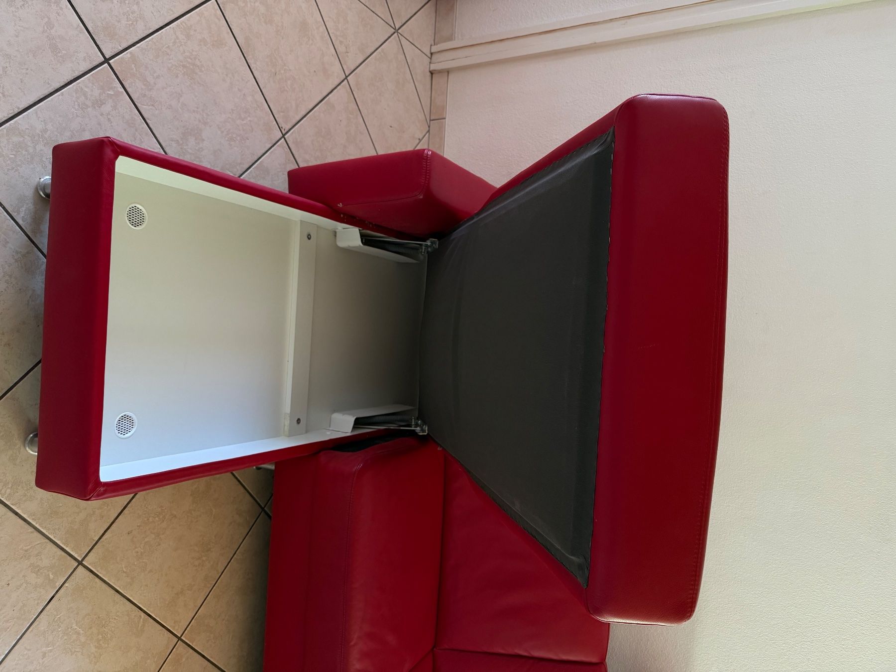 Divani: Sofa Leder Rot – Usato da Wynigen venduto da KaZu79 5