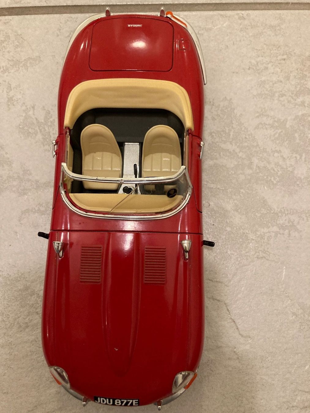 Kit di modellismo & Modellini statici: Jaguar JDU877 E 1961 – Usato da Mönchaltorf venduto da Tschibi 4