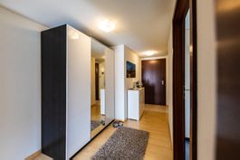 Kleiderschrank von IKEA – 3 Türen