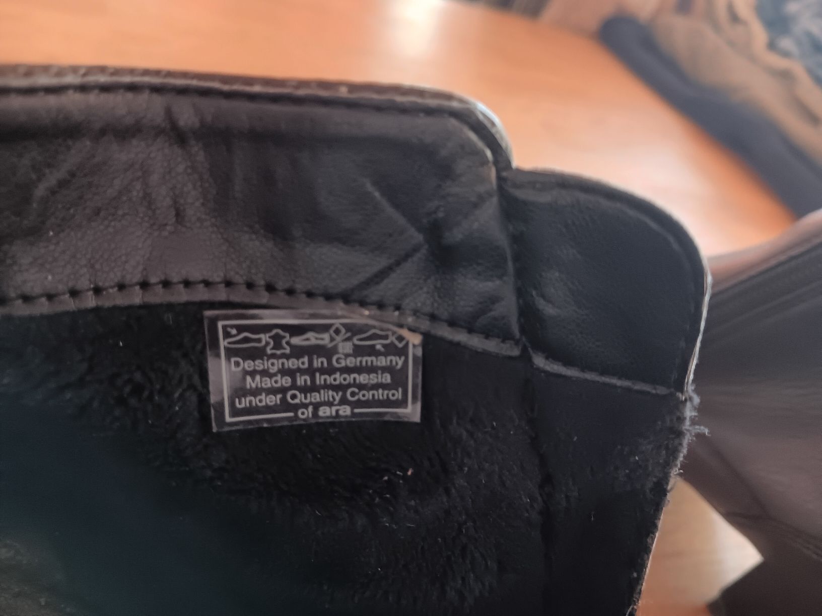 Damenschuhe: Damen stiefel aus echtem leder 37.5 – Gebraucht aus Mörel von MJoaoCosta 3