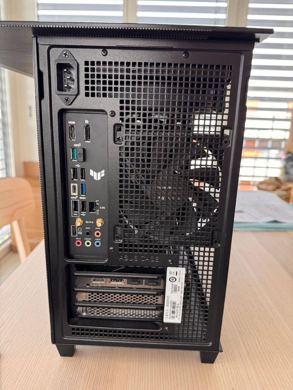 RTX 4090 + 7800X3D Gaming PC Mid-Form Factor (Gebraucht) in Villars-sur ...