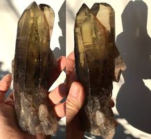 citrine en partie fumée, cristaux bruts