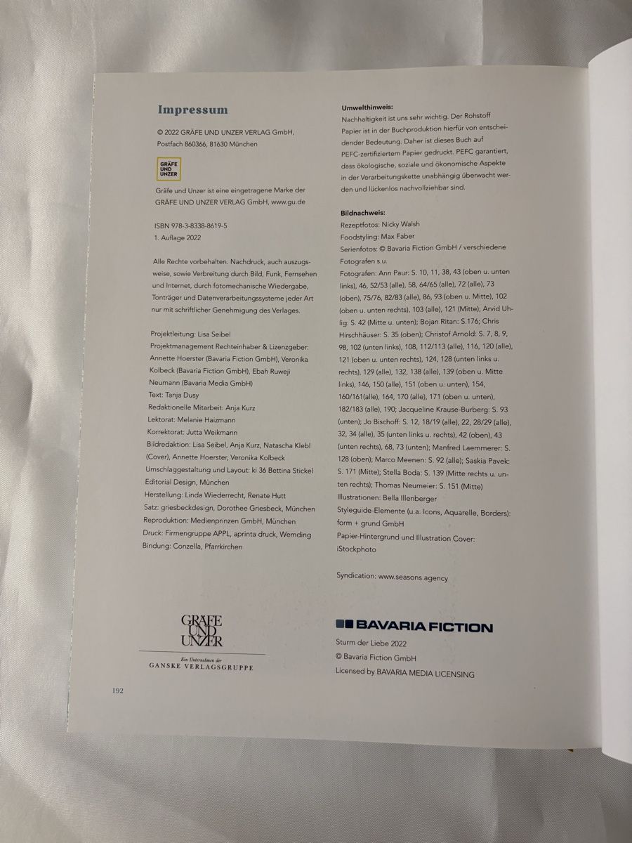 Libri: Kochbuch von "Sturm der Liebe" – Nuovo (secondo la descrizione) da Thürnen venduto da Lilie37 2