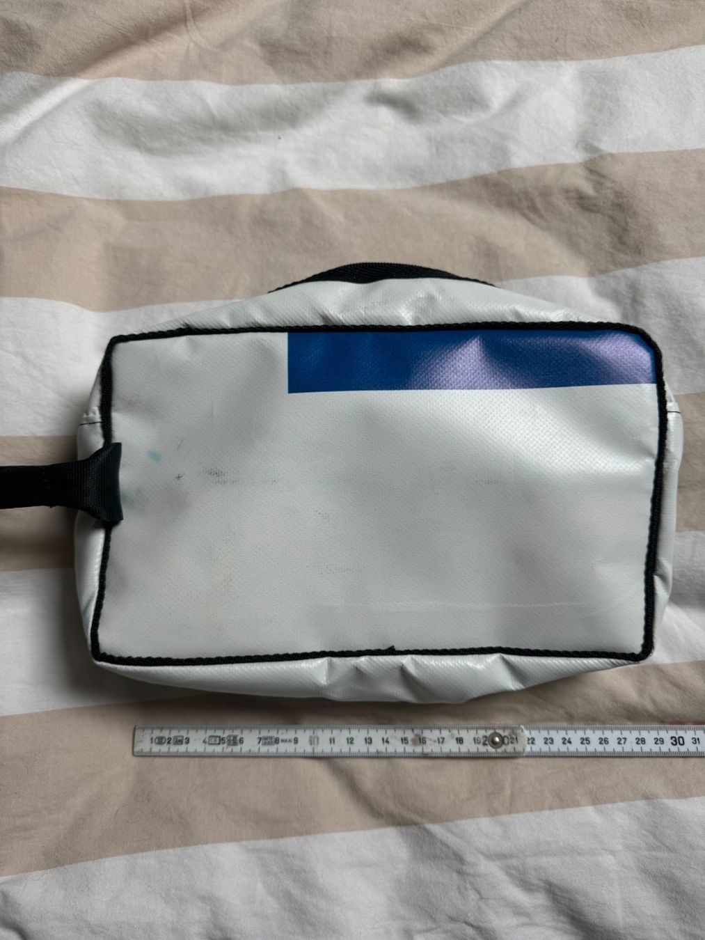 Borse: Tasche aus LKW-Planen – Nuovo (secondo la descrizione) da Trélex venduto da stripedthrift 1