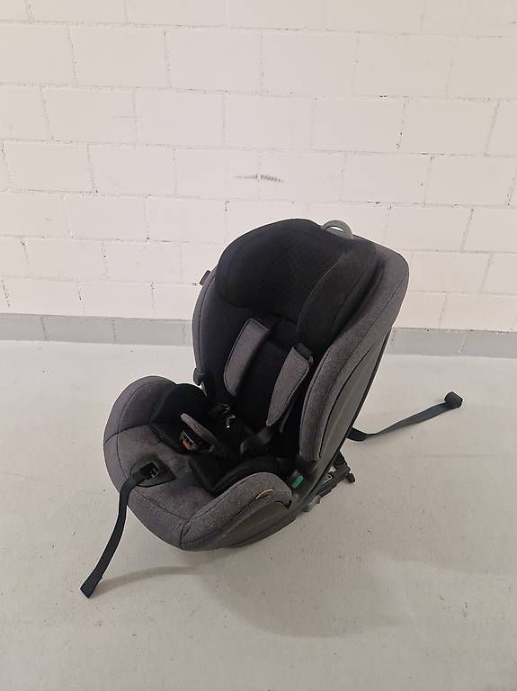 Auto-Kindersitze: Kindersitz ABC Design Aspen i-Size Diamond Asphalt – Gebraucht aus Zürich von Michele29 1