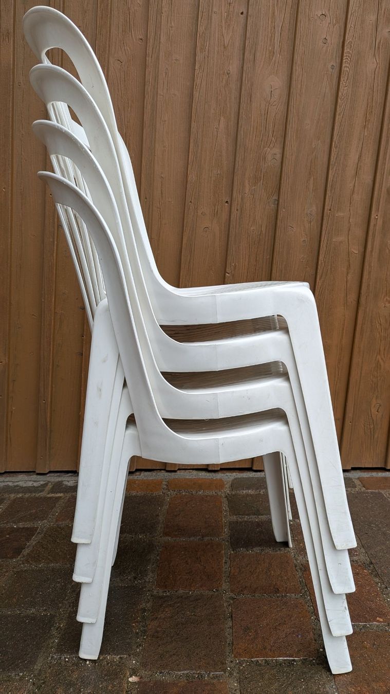 Sedie: Gartenstühle weiss Kunststoff 4 Stück – Usato da Döttingen venduto da Nik365 5