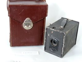 Antike Agfa Box Kamera mit Lederetui