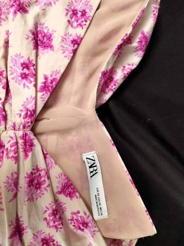 Zara Blusen: ZARA Cropped Bluse Gr. XS – Gebraucht aus Schübelbach von Restwert_Schubelbach 4