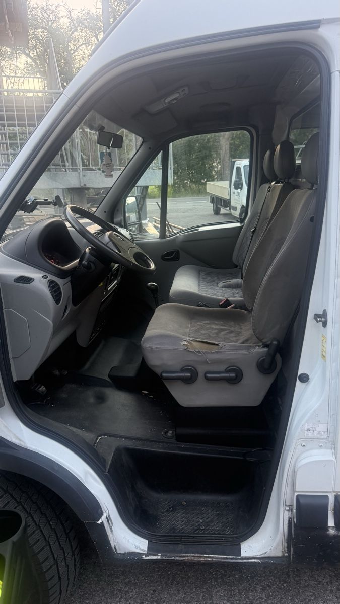 Opel Veicoli commerciali: Opel Movano 2.5 TD – Usato da Boudevilliers venduto da PacoVM 6