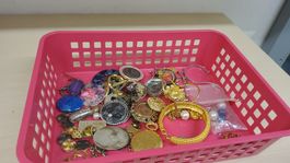 Schmuck Konvolut verschiedener Stücke 