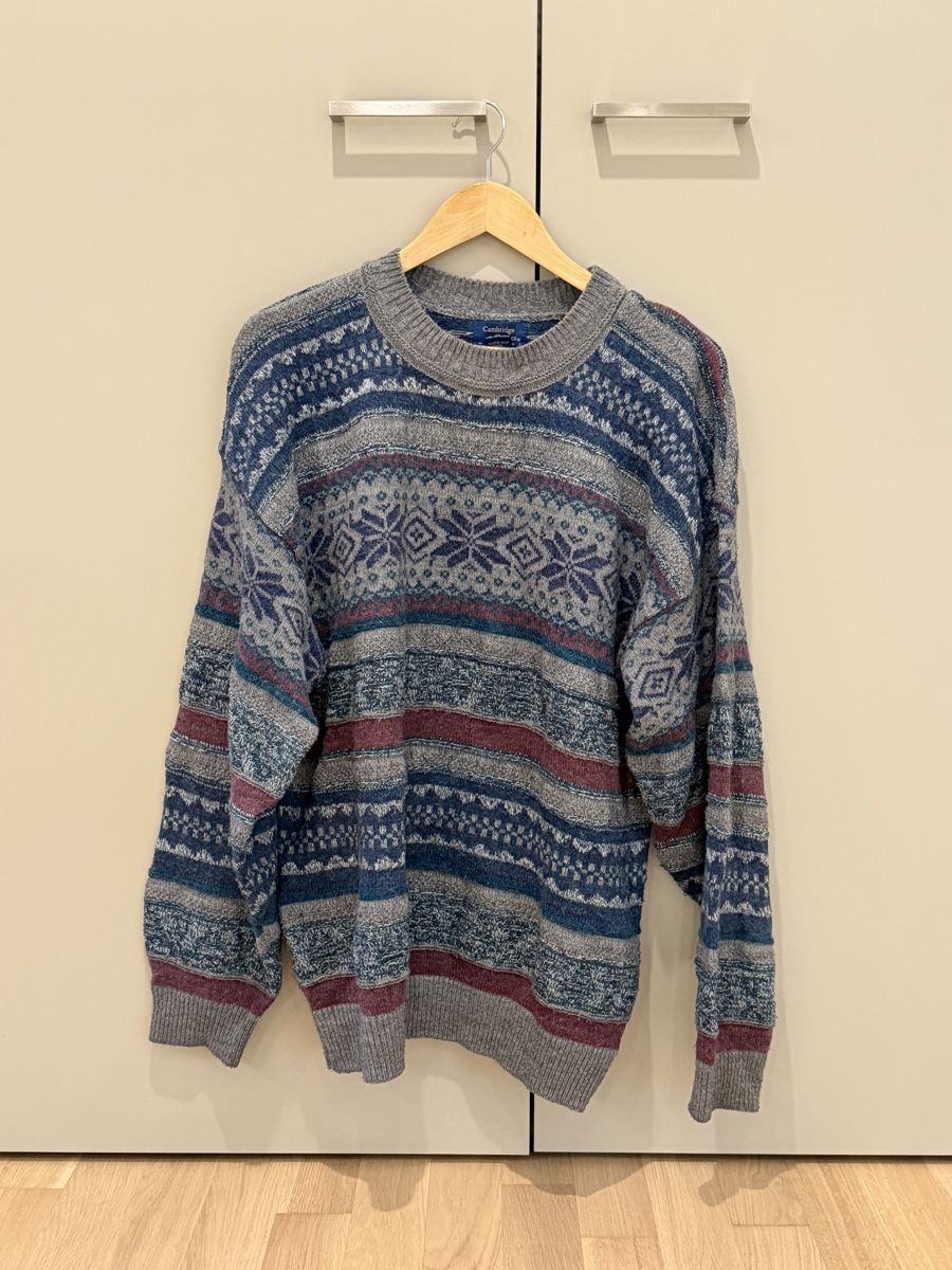 Maglioni & Felpe: Vintage Cambridge Classics Sweater XL Winter Pattern – Usato da Schaffhausen venduto da die_kb5d