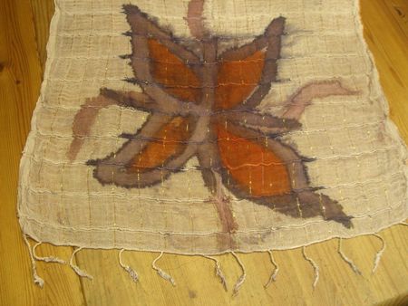 schöner Schal/Stola,Batik,Goldfaden-Deko