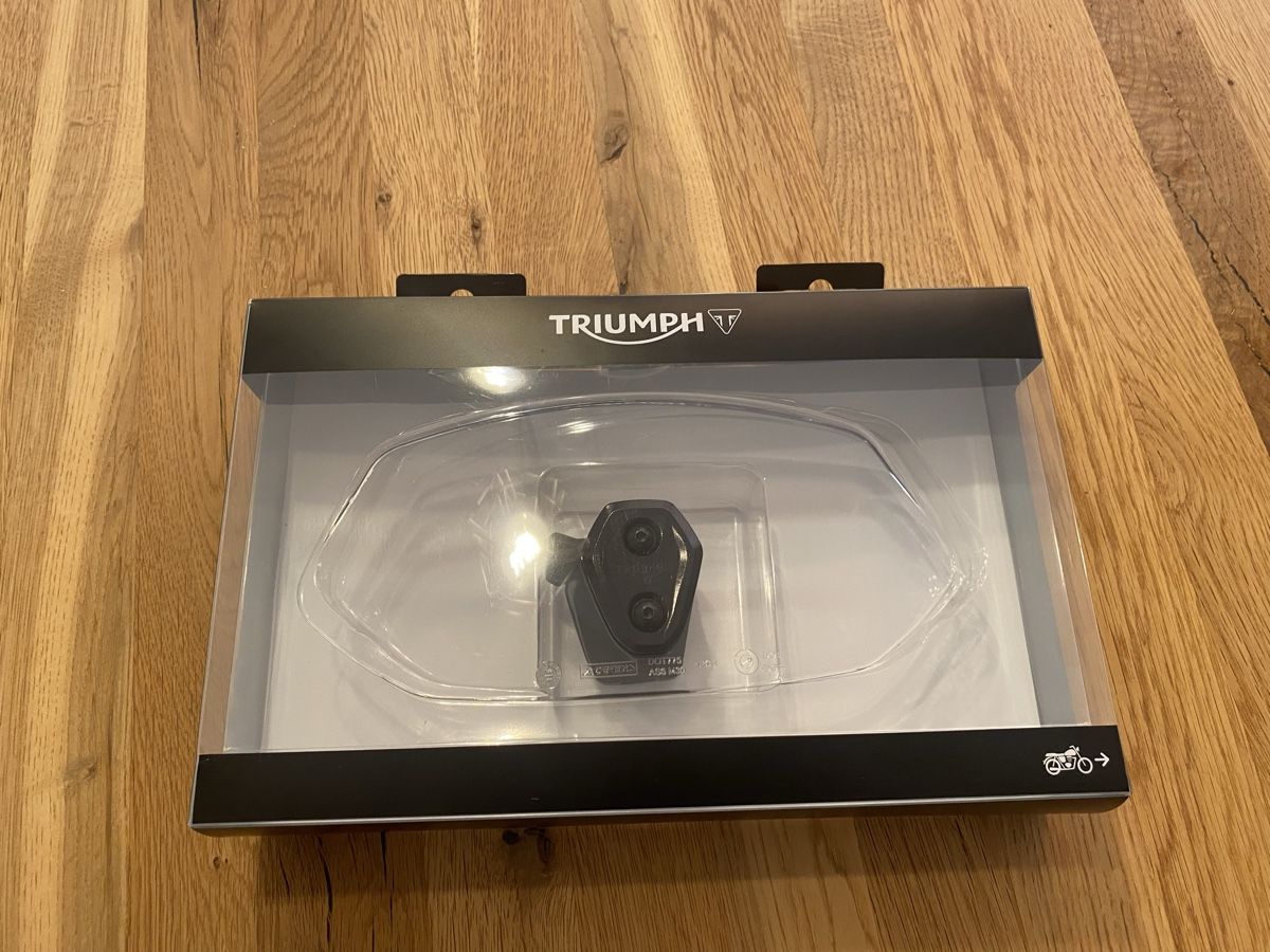 Triumph Tutti i ricambio per moto: Triumph Windschild Deflektor A9708870 - Neu & Original! – Nuovo e nell'imballaggio originale da Glis venduto da MarcBriggeler 1