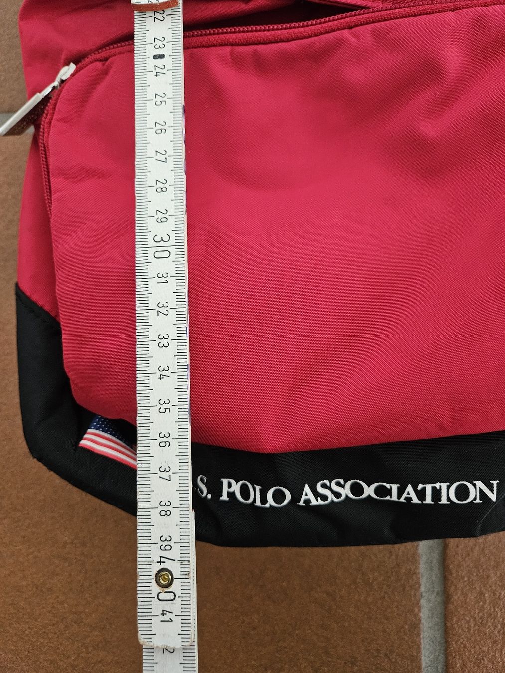 Zaini: US Polo Rucksack rot/schwarz, Retro Look – Usato da Eschenbach SG venduto da MarThu 2