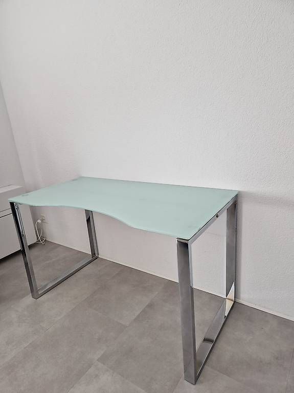 Tavoli: ++sehr schöner Arbeitstisch ++ – Usato da Kriens venduto da sanica 1