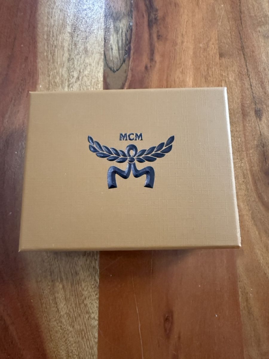 Mcm Portafogli: MCM Kartenetui Visetos Cognac, neu mit Box – Nuovo (secondo la descrizione) da Neuendorf venduto da Bleu_primitif 1