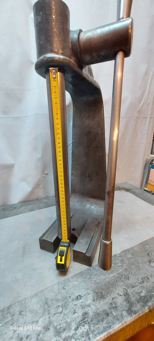 Tous les outils: Hand-Presse – D'occasion à Riken AG par ebufix 4