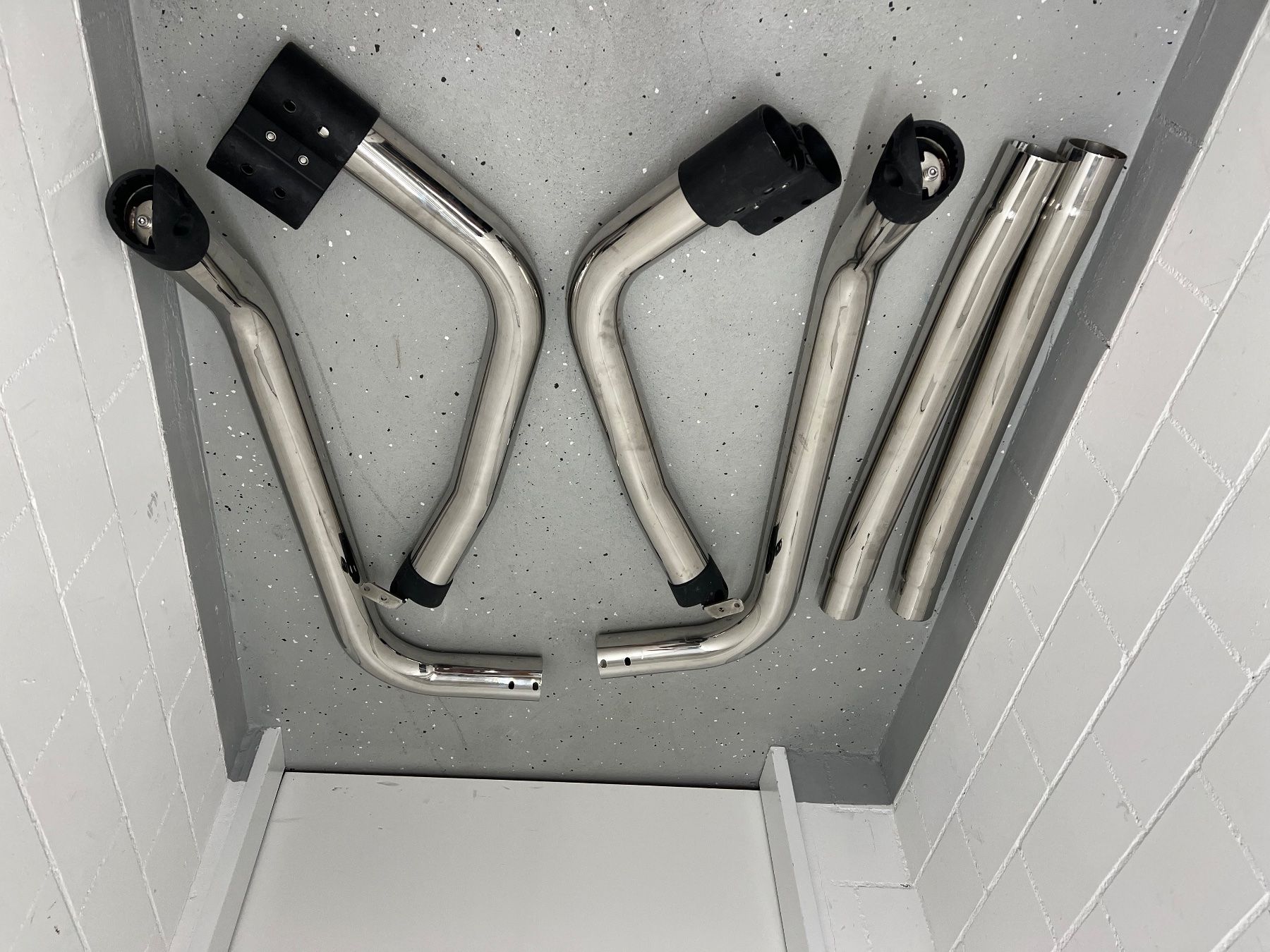 VW Tutti pezzi di ricambio auto: Überrollbügel VW Amarok Chrome Original – Usato da Cham venduto da sar_2x29