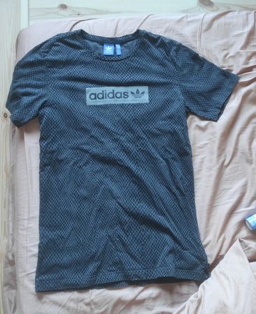 Adidas boxy T-Shirt snakeskin 