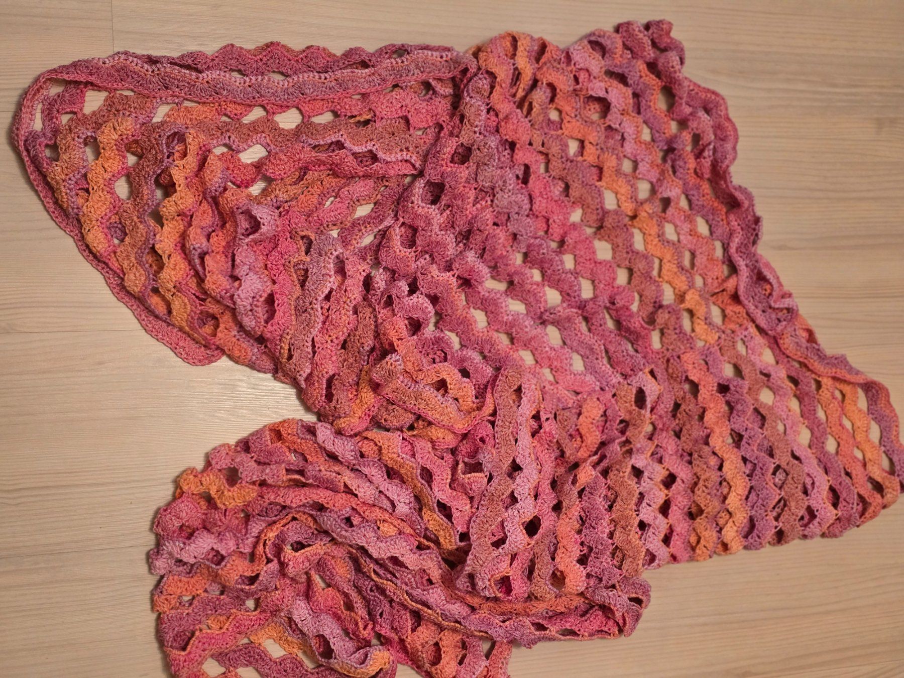 Foulards, Tücher & Schals: Häkelschal – Neu (gemäss Beschreibung) aus Gutenswil von evita.64