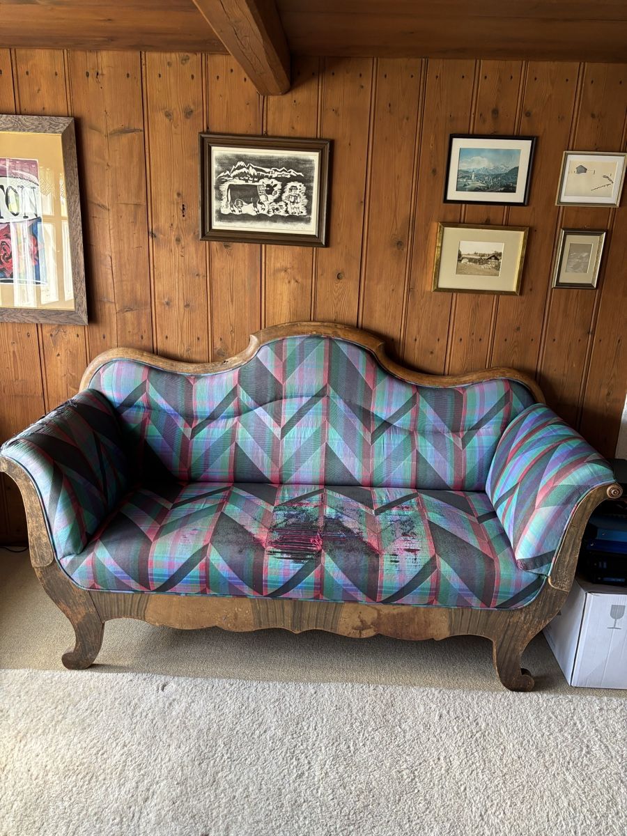 Sofas: Sofa Vintage abgenutzt 200cm Breite – Gebraucht aus Zürich von Schmudla