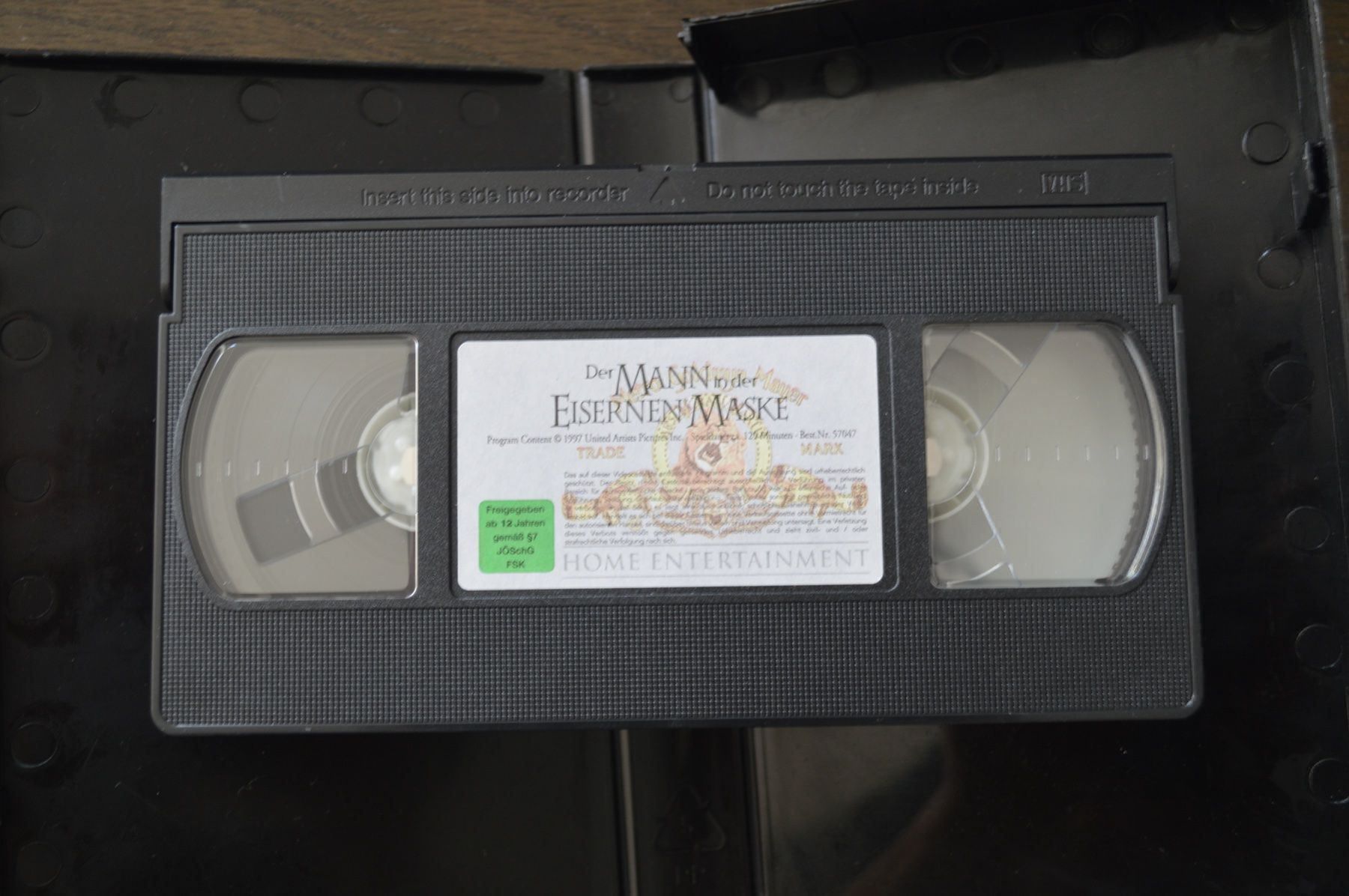 Tutti i VHS: Titanic + Der Mann in der... 2 VHS – Usato da Bitsch venduto da jajo79076 2