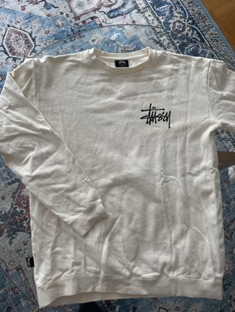 Stüssy sweater