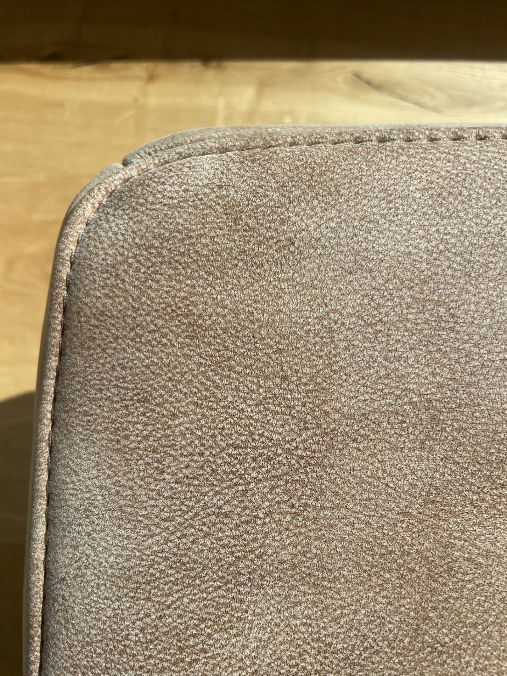 Koinor Divani: Koinor Ecksofa Vintage Leder hellbraun mit Metallfüssen – Usato da Murgenthal venduto da Anywherebuthome 2