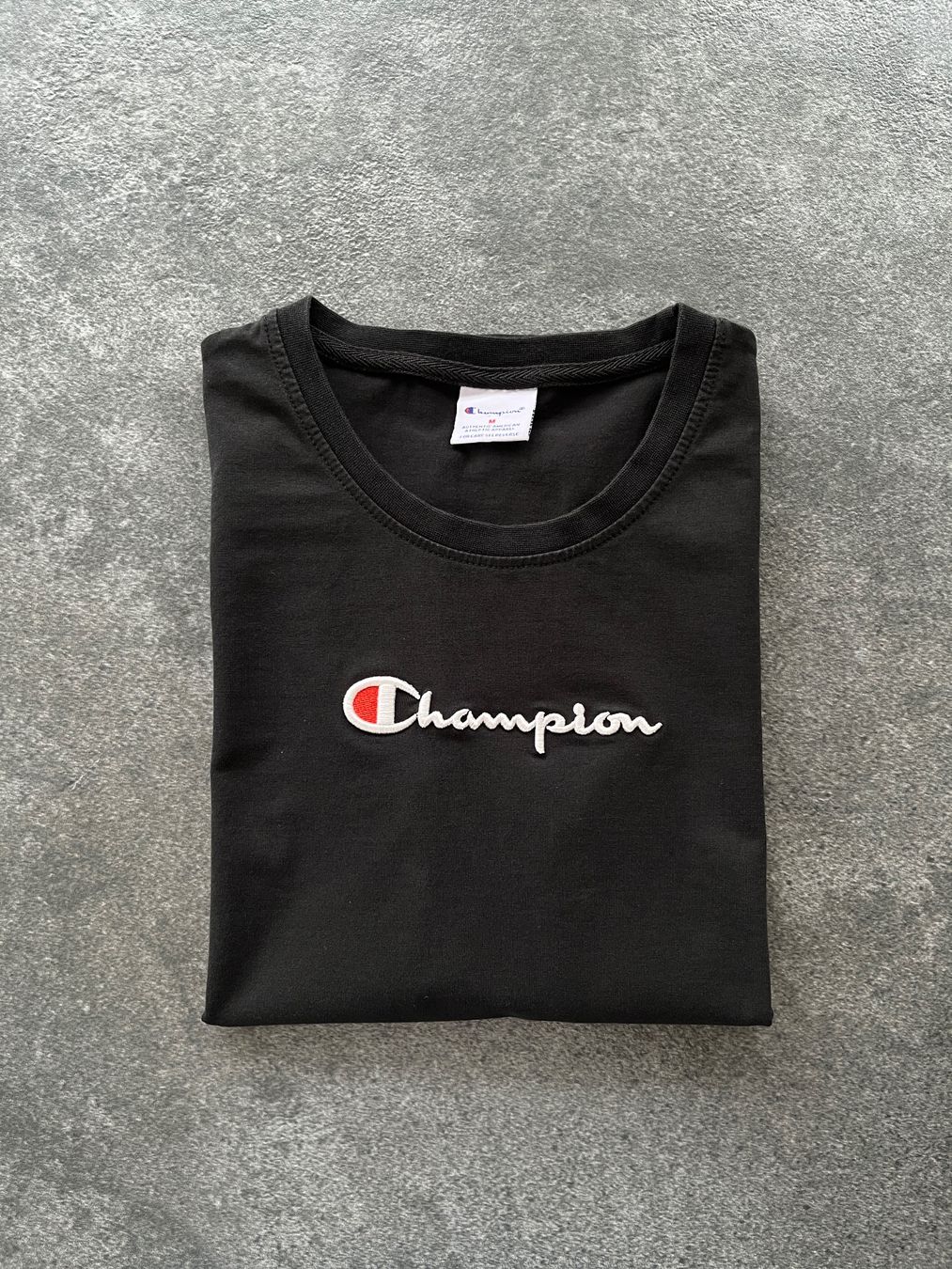 Champion T-shirt: CHAMPION T-Shirt - Größe S – Usato da Kilchberg ZH venduto da Simple.Life 9