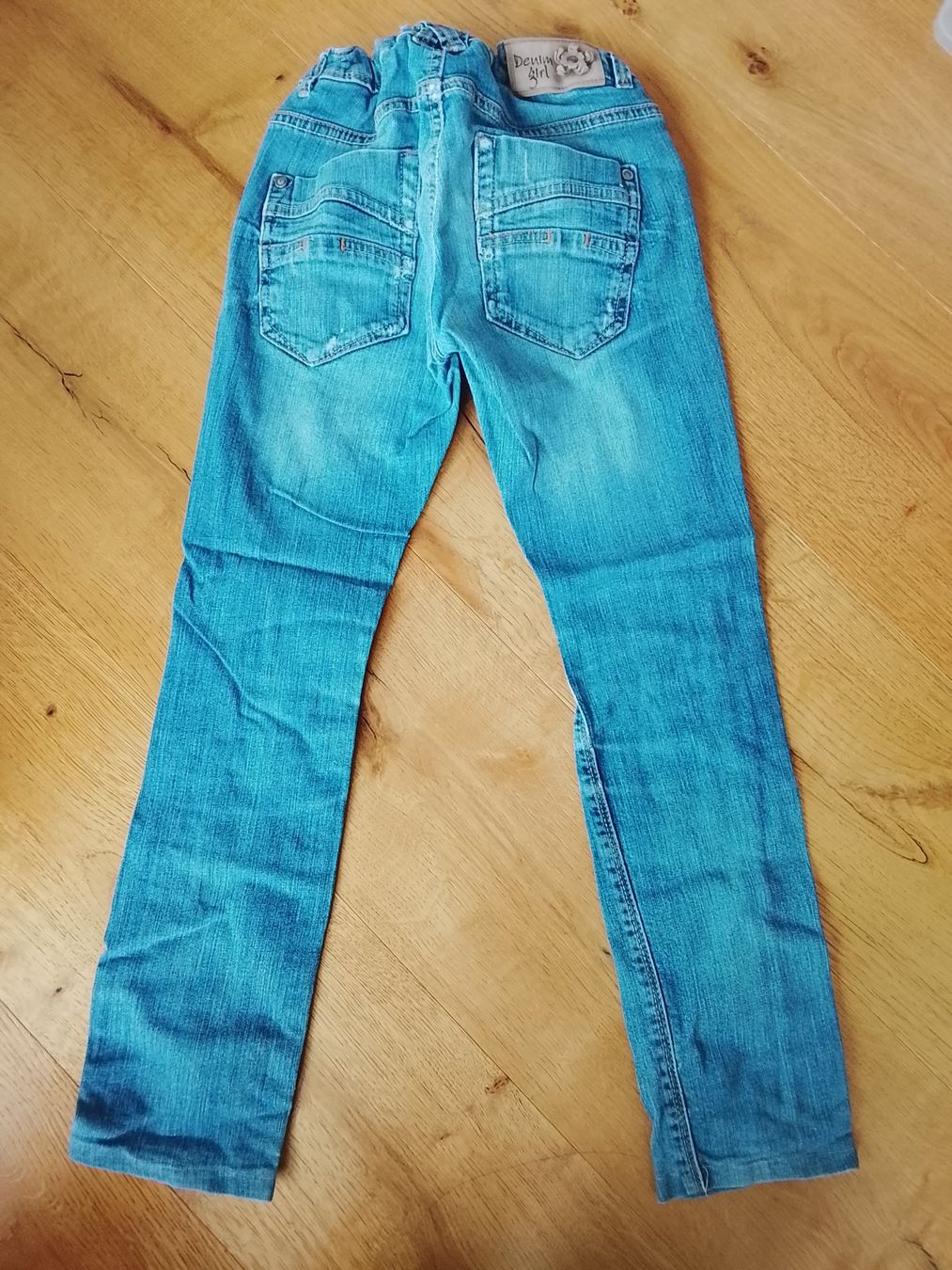 Zara Pantaloni: Jeans Zara 140 cm – Usato da St. Gallen venduto da Okonomyiaki 1