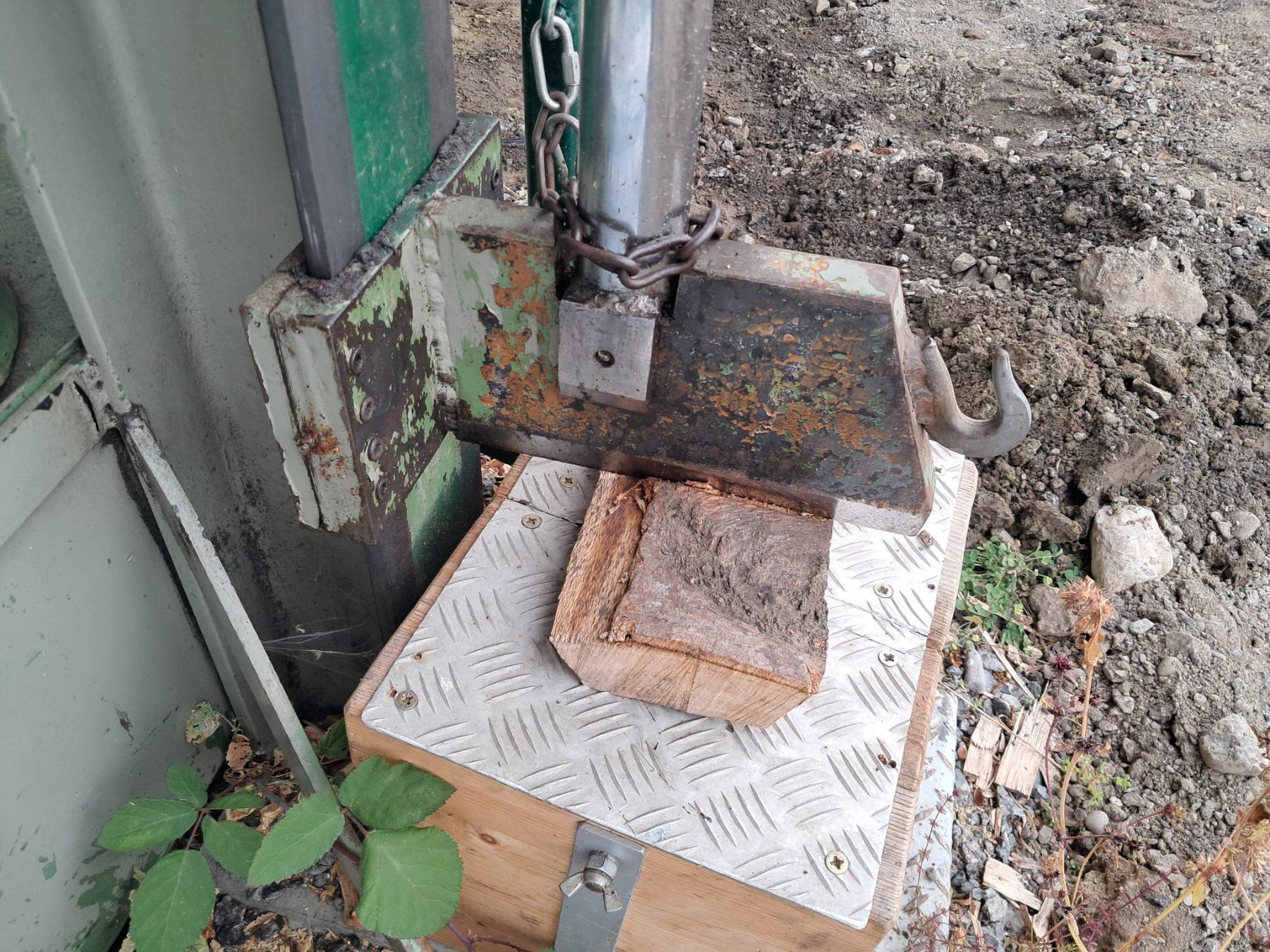Tutte le macchine: Holzspaltmaschine – Usato da La Roche FR venduto da silvie59 3