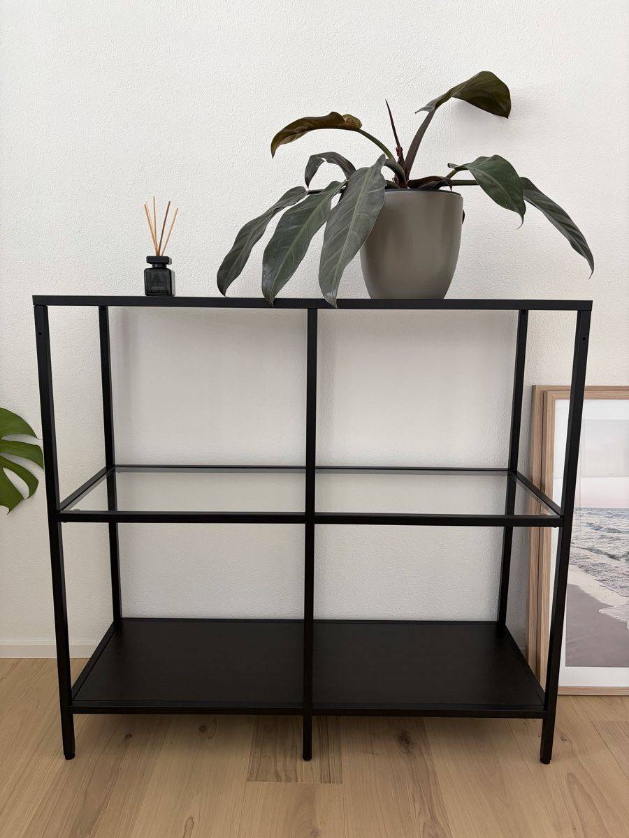 Scaffali: Regal Metall Schwarz Glas 2 Ablagen – Nuovo (secondo la descrizione) da Bottighofen venduto da Tam_Hei